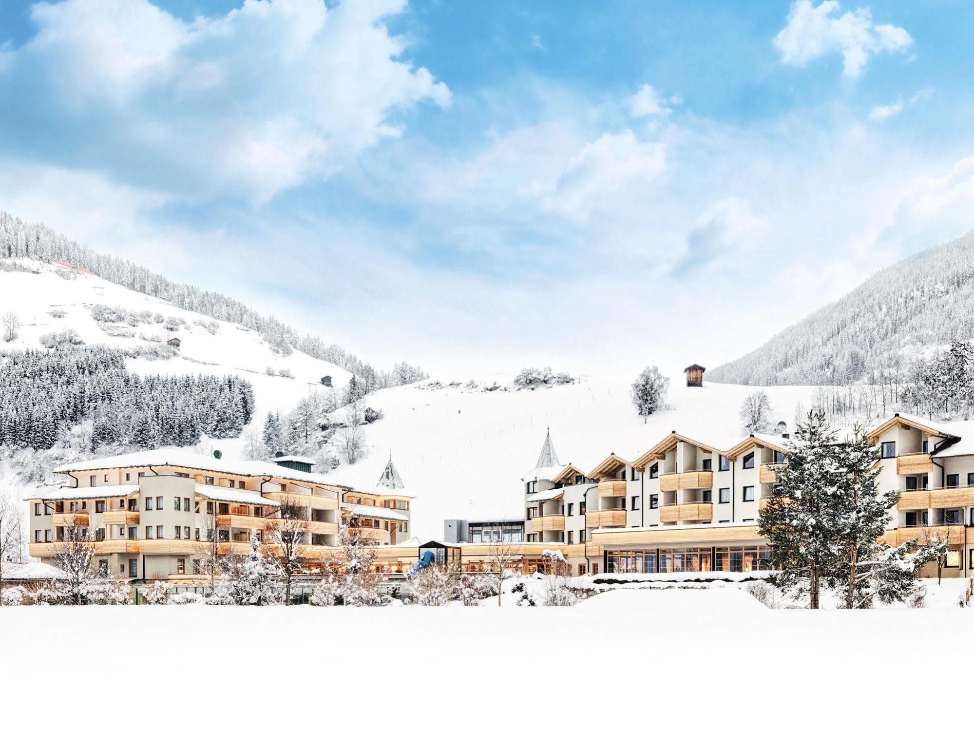 Dolomiten Residenz - Sporthotel Sillian Esterno foto